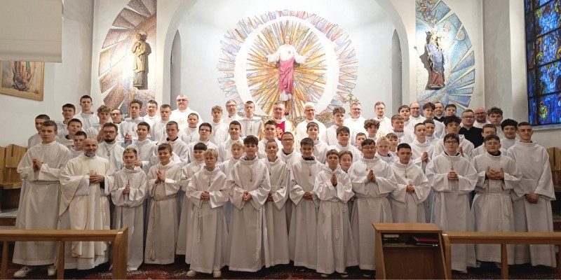 Pierwsi lektorzy ze Szkoły Liturgii