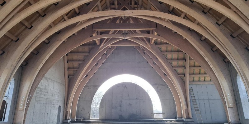 Najpierw żywy Kościół - teraz świątynia