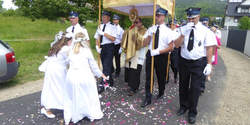Dziękujemy Bogu za Jego obecność pośród nas