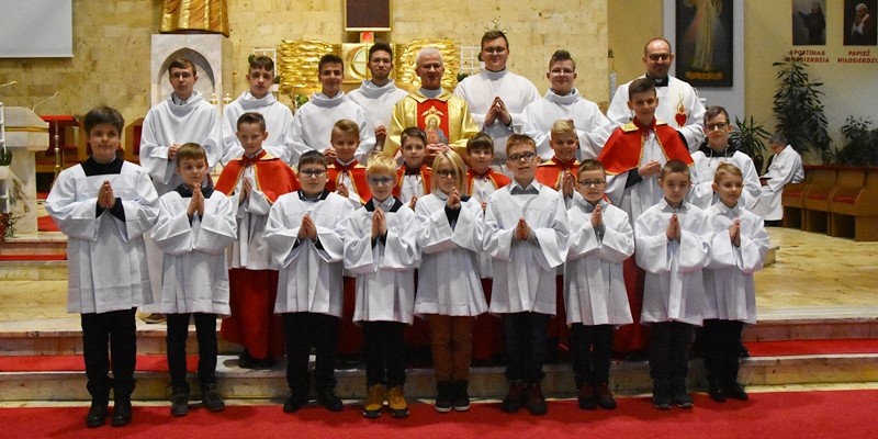 Mamy nowych członków Liturgicznej Służby Ołtarza!