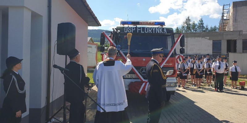 Poświęcenie wozu strażackiego we Florynce