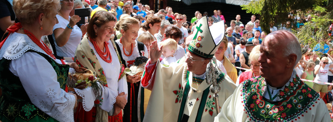 Abp Jędraszewski pod Turbaczem