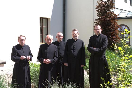 00.jpg
