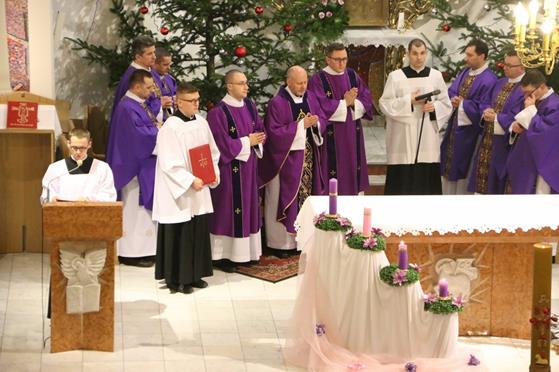 Pogrzeb księży Franciszka i Stefana (21).JPG